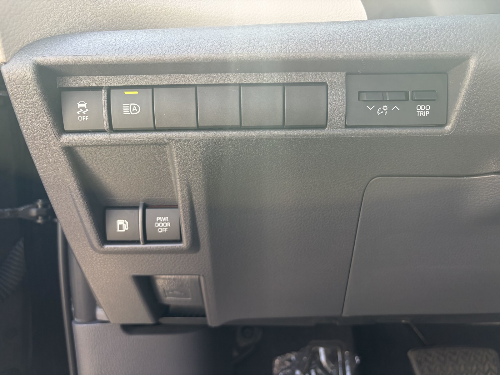 2022 Toyota Sienna LE - Photo 48